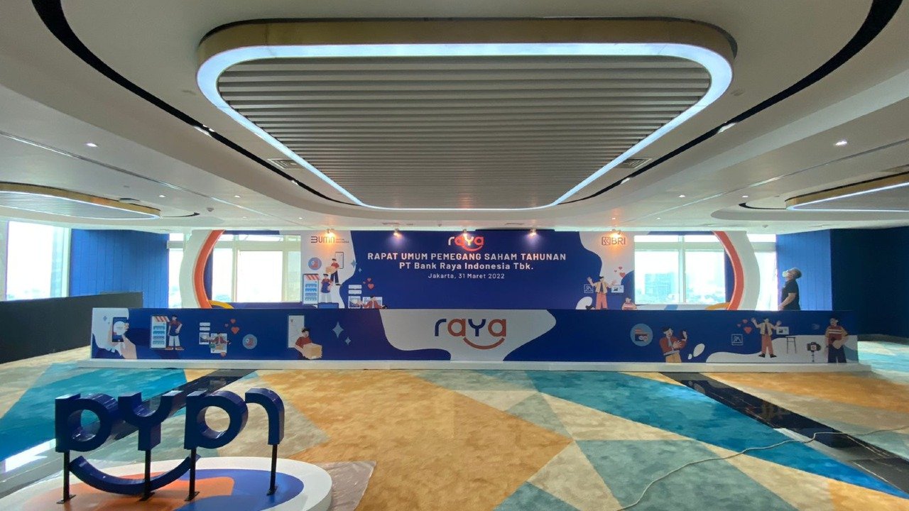 Interior Raya Menara Brilian